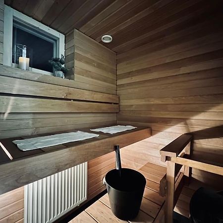 Spacious City Center Apt - Sauna - Self Check In Rovaniemi Exterior photo