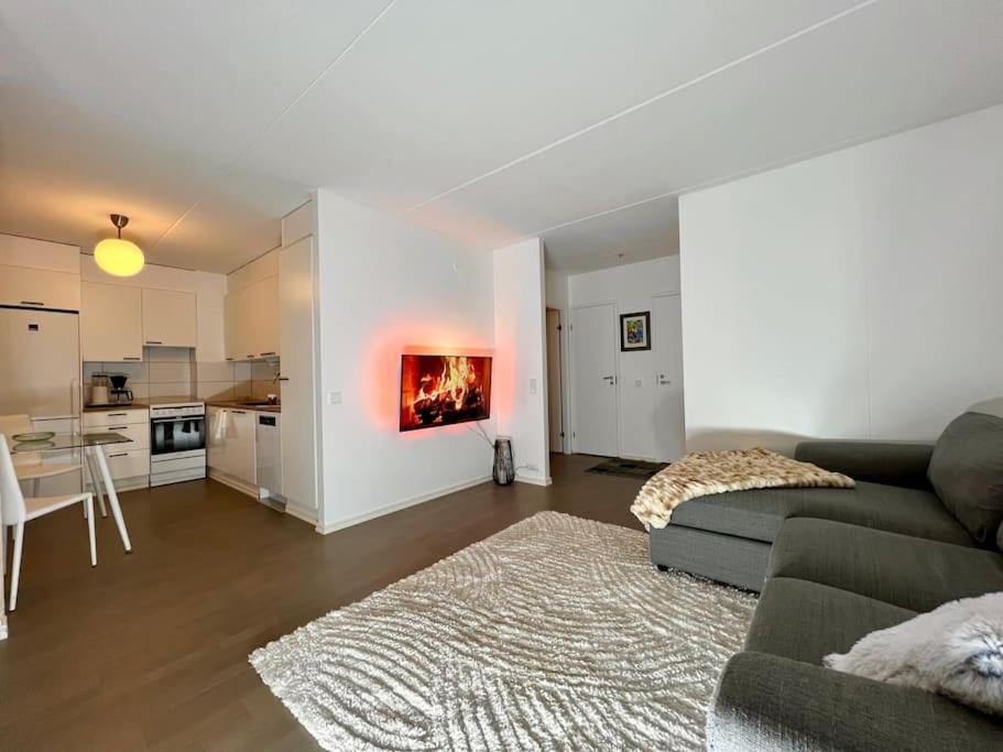 Spacious City Center Apt - Sauna - Self Check In Rovaniemi Exterior photo